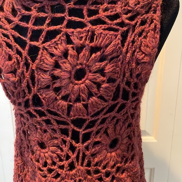 Crochet vest, 100% Alpacha, 100% hand made NWOT- in Dusty Rose color palette - Picture 9 of 14